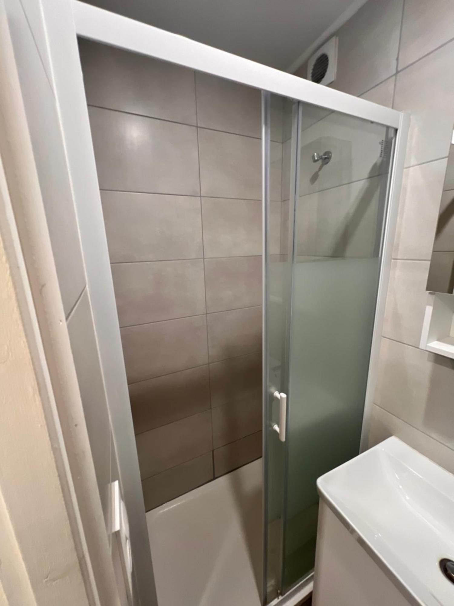 Appartement Rdc 9 Personnes, 2 Chambres, Wifi, Proche Du Centre La Bourboule Exterior foto
